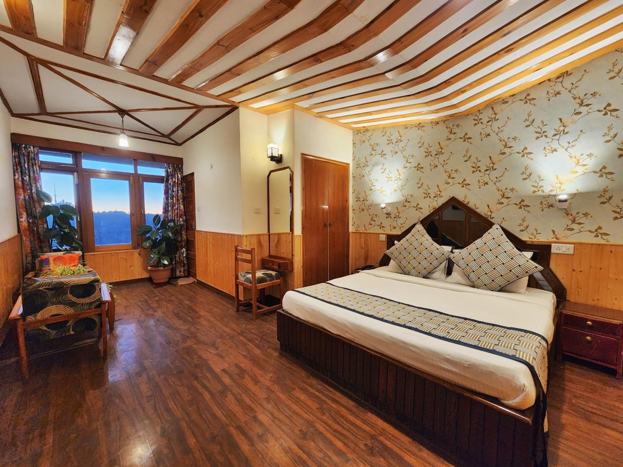 Hotel Pineview Šimla Exteriér fotografie